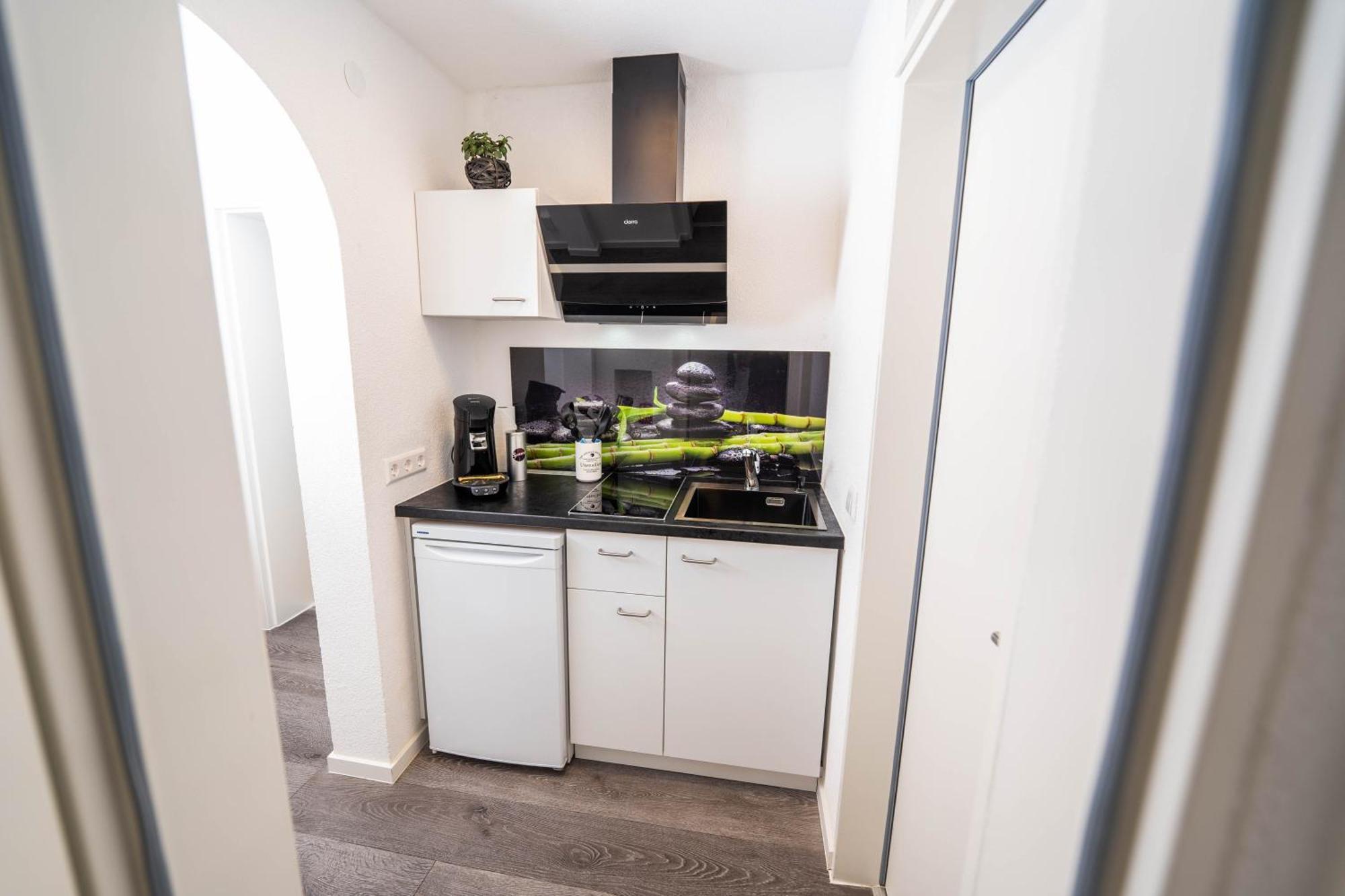 Fn L7 Klimatisiert-mit Kueche Appartement *